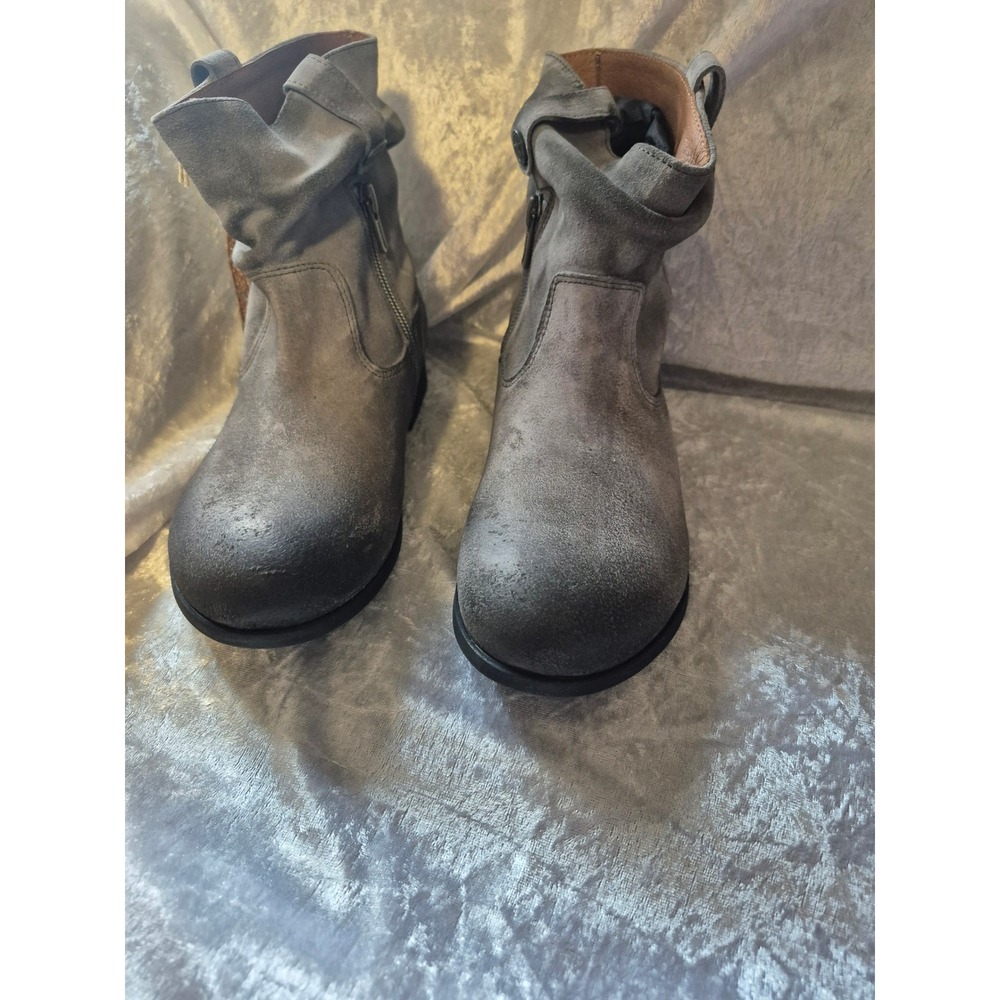 Birkenstock Women's Samina Boot, Gray Suede Leather Ankle Booties - Picture 2 of 5